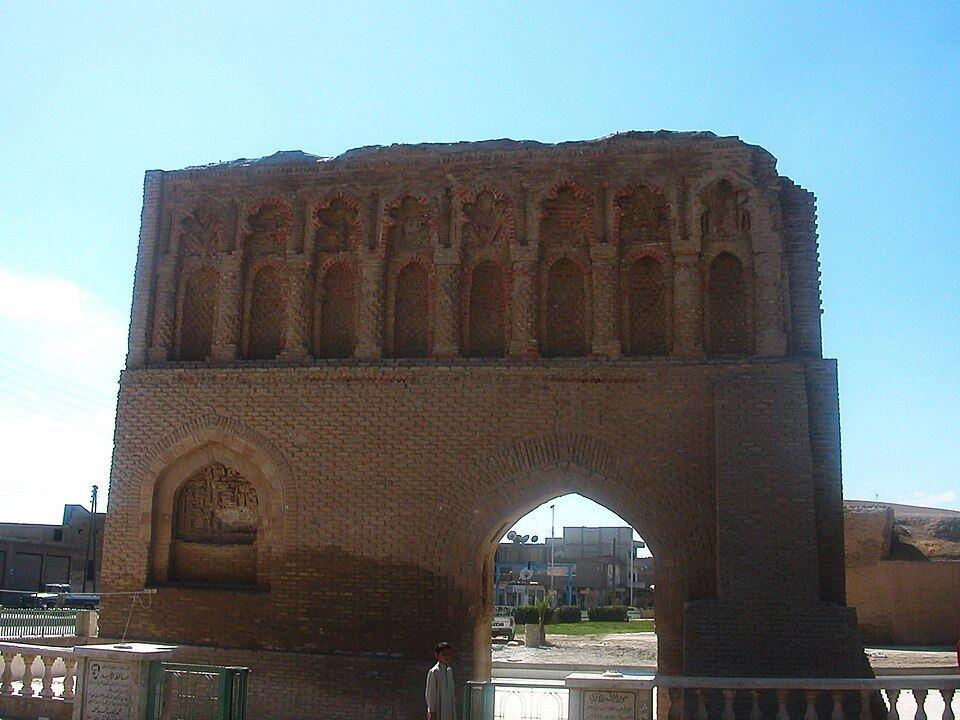 سور الرقة وباب بغداد