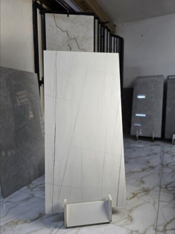 غرانيت سعودي ⁦60×120⁩ – موديل G030-6 – صورة 1